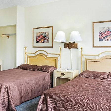 Oyo Historic Cameron Hotel Brownsville I-69E Zewnętrze zdjęcie