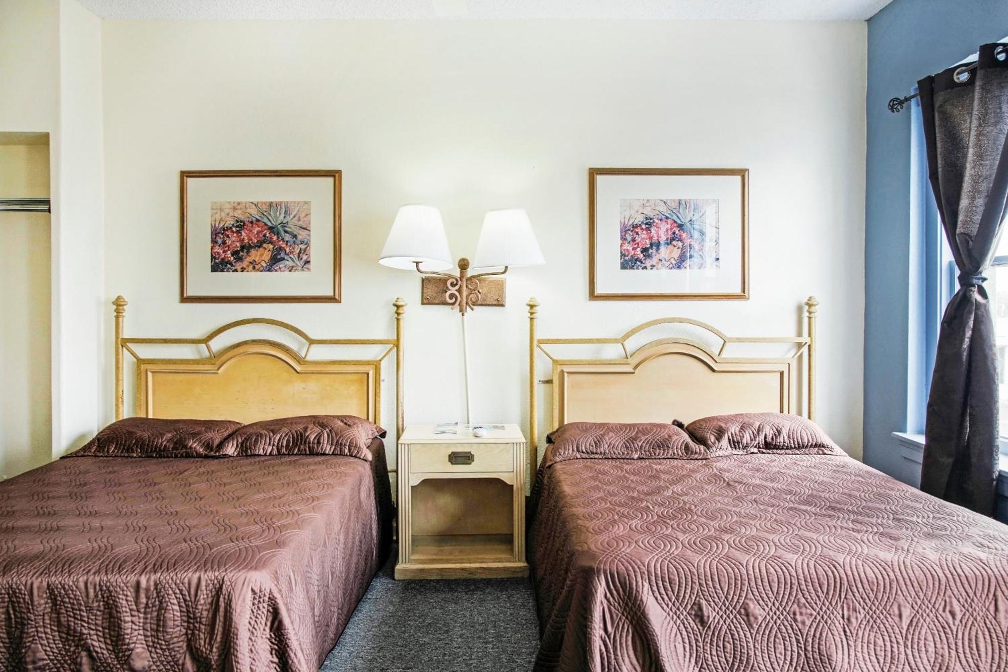 Oyo Historic Cameron Hotel Brownsville I-69E Zewnętrze zdjęcie