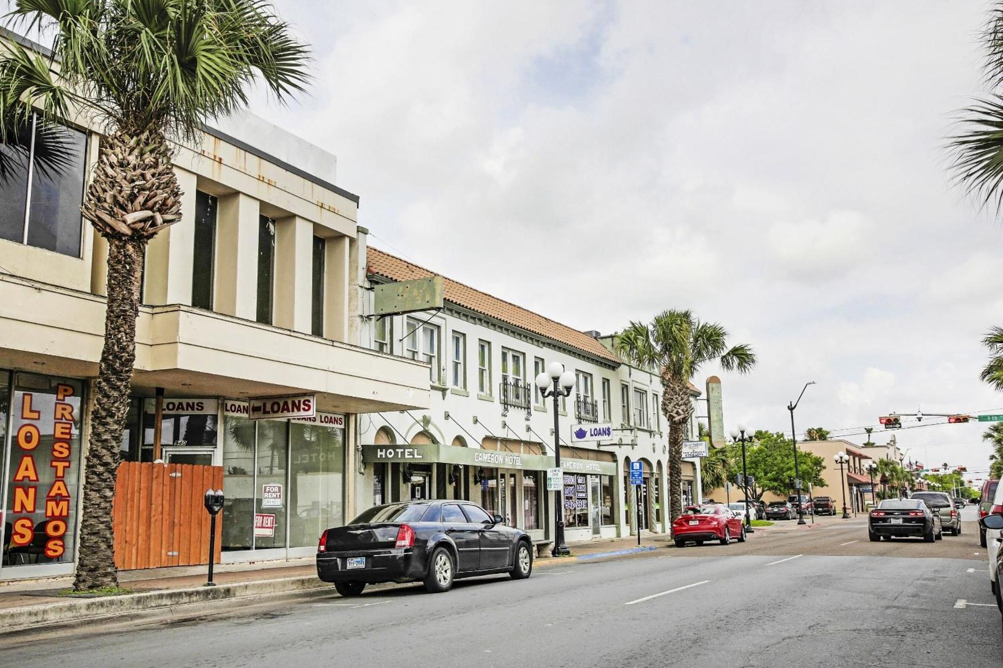 Oyo Historic Cameron Hotel Brownsville I-69E Zewnętrze zdjęcie
