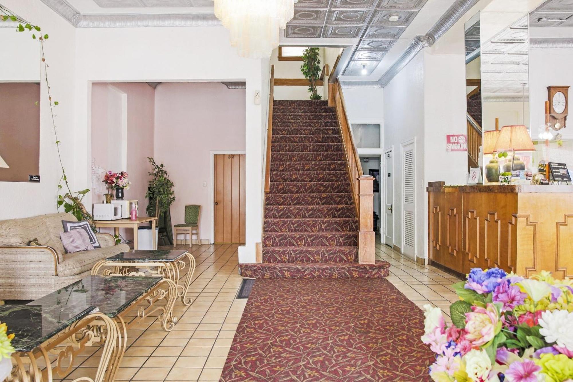 Oyo Historic Cameron Hotel Brownsville I-69E Zewnętrze zdjęcie