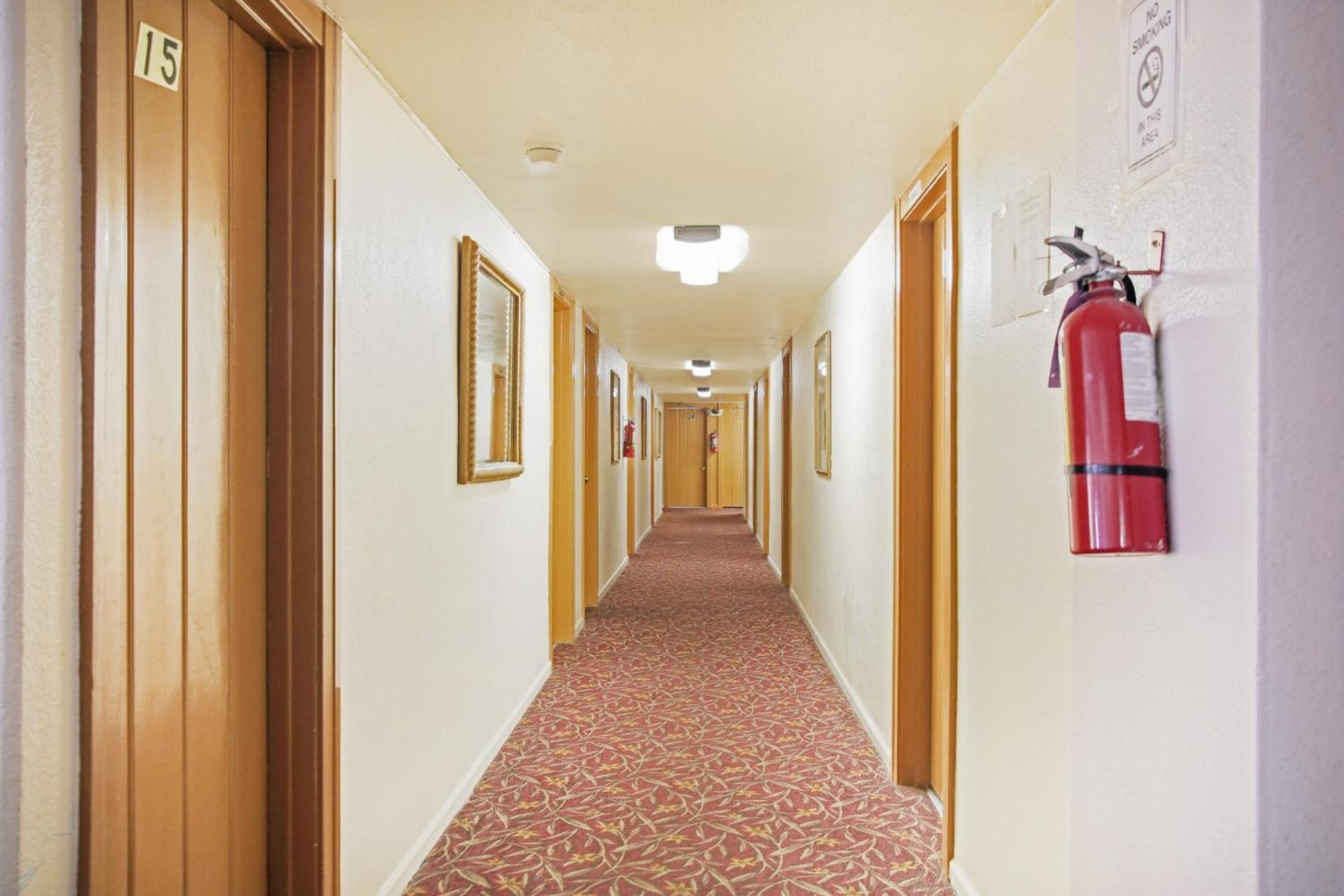 Oyo Historic Cameron Hotel Brownsville I-69E Zewnętrze zdjęcie