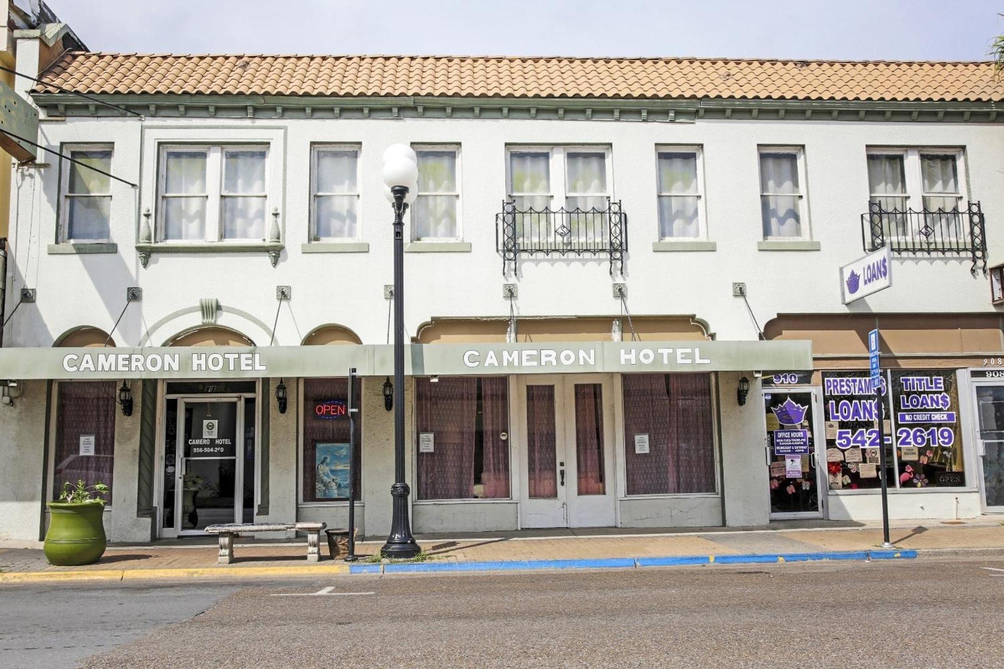 Oyo Historic Cameron Hotel Brownsville I-69E Zewnętrze zdjęcie